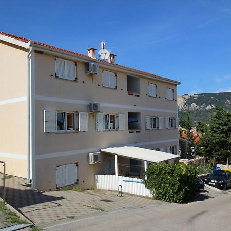 Apartments With A Parking Space Baska, Krk - 18794 المظهر الخارجي الصورة